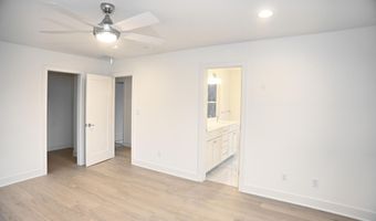 5 W Golfwood Rd, Beverly Shores, IN 46301