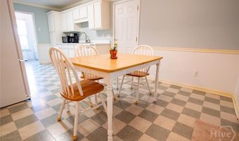 165 Spring Lake Dr, Athens, GA 30605