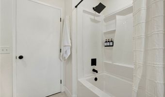 14204 Tehachapi Rd, Apple Valley, CA 92307