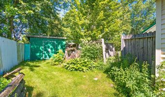 1320 STATE St, Algoma, WI 54201
