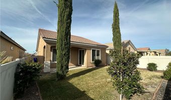 10273 Wascana Ln, Apple Valley, CA 92308