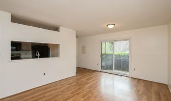 615 Broadway 37, Amityville, NY 11701
