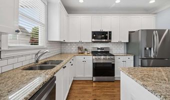 963 Westmoreland Cir NW, Atlanta, GA 30318