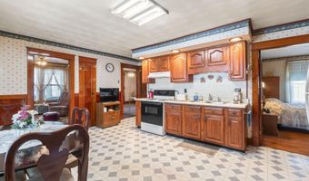 31 Monroe St, Augusta, ME 04330