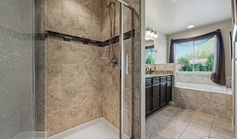 725 Canyonlands St, Berthoud, CO 80513
