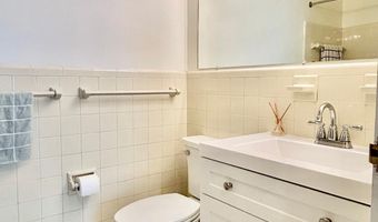 6621 WAKEFIELD Dr 504, Alexandria, VA 22307