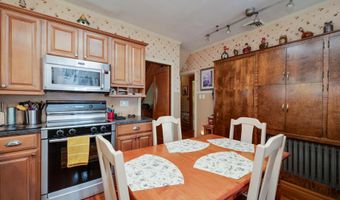 2241 FAIRVIEW Ave, Reading, PA 19606