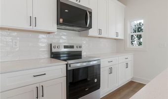 3240 BRADLEY Ln, Auburn, AL 36830