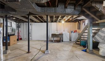 655 Oxford Ave, Akron, OH 44310