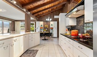 46-171 Hinalani St, Kaneohe, HI 96744