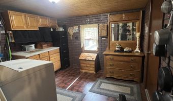 161 S JACKSON St, Andrews, IN 46702