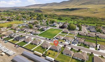 1518 Willow Way, Benton City, WA 99320