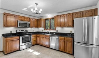 30 Pacheco Dr, North Smithfield, RI 02896