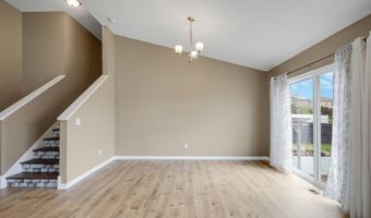 15174 Emory Cir, Apple Valley, MN 55124