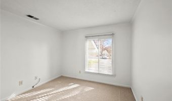 169 Golfview Dr, Advance, NC 27006