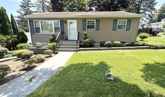 15-17 Beckerle St, Danbury, CT 06811