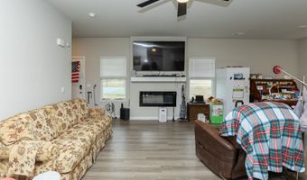 2820 NW 32nd Ln, Ankeny, IA 50023