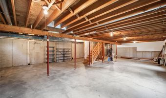 1009 NE 24th Ct, Ankeny, IA 50021