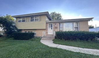 10 N ADAMS Dr, Addison, IL 60101
