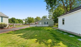 32 Richmond St 1, Bristol, RI 02809