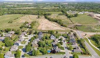 1900 N 159th Ter, Basehor, KS 66007