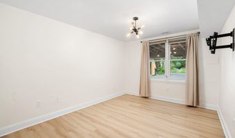 212 CRYSTAL LAKE Ave, Audubon, NJ 08106