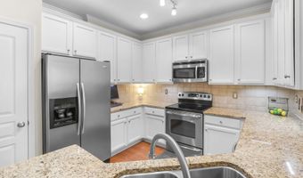 109 Haybarn Ct, Apex, NC 27502