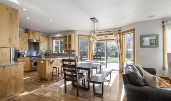 17130 Mayfield Dr, Bend, OR 97707
