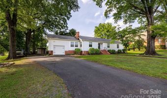 80 Pine St, Badin, NC 28009