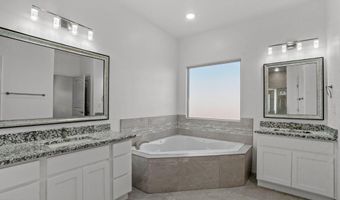 488 Plateau Dr, Socorro, TX 79927