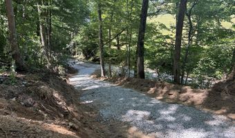 643 Pine Grove Rd, Beattyville, KY 41311