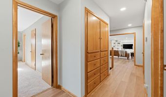 291 W Westwood Dr, Augusta, KS 67010