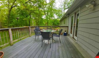 529 Shippeetown Rd, East Greenwich, RI 02818