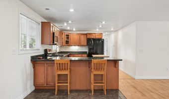 17465 SW BLANTON St, Beaverton, OR 97078
