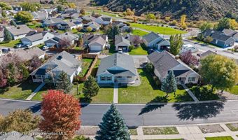 321 Columbine Dr, Rifle, CO 81650