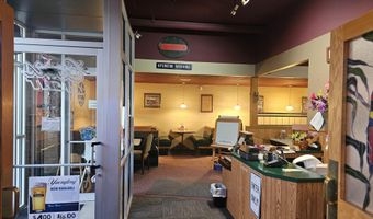 920-924 Parriott St, Aplington, IA 50604