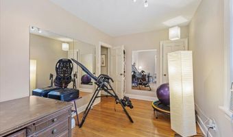 73 Oakwood St, Albany, NY 12208