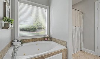 17 Maple Grove Dr, Adairsville, GA 30103