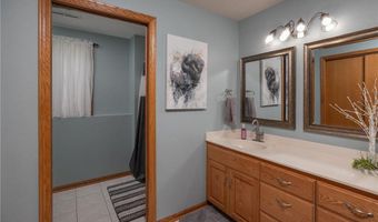 1803 16th St SW, Austin, MN 55912
