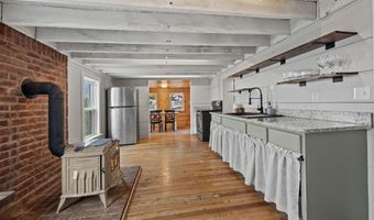 6004 CLEVELANDTOWN Rd, Boonsboro, MD 21713