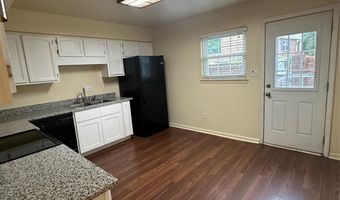 8816 Hunter Ridge Dr, Charlotte, NC 28226