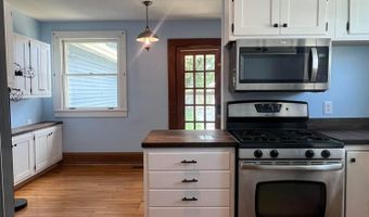 135 Morris Ave, Athens, OH 45701