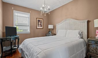 10 Denver Ave, Cranston, RI 02905