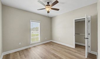 423 Indian Creek Cir, Adel, GA 31620