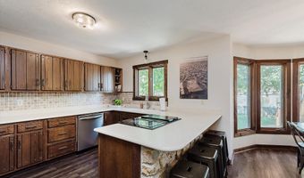 8414 Gallant Fox Dr, Indianapolis, IN 46217