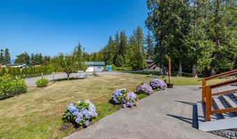 4919 G Loop Rd, Bow, WA 98232