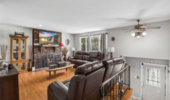 356 W Park Ave, Addison, IL 60101