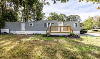 17 Park Ln, Coventry, RI 02816