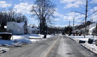 16 Rapple Dr, Albany, NY 12205