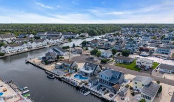 91 S Ronald Ave S, Bayville, NJ 08721